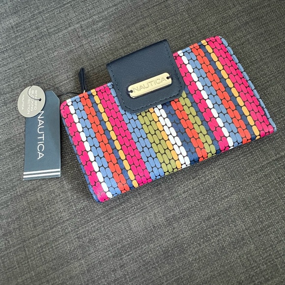 NWT NAUTICA RFID WALLET CARDHOLDER ORGANIZER CASE - Picture 4 of 14